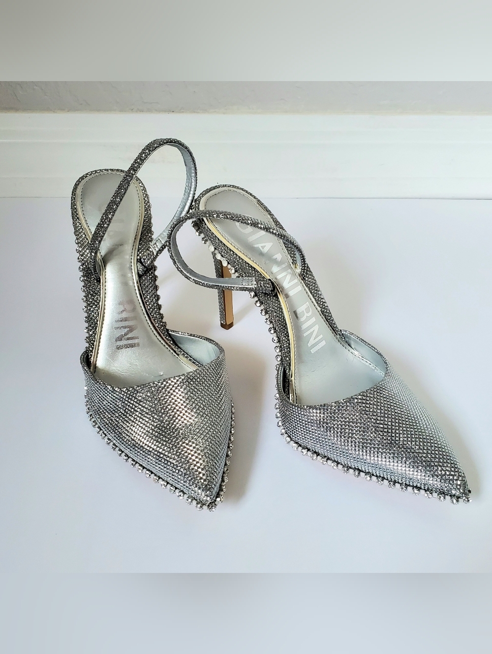 Gianni Bini Women's Kahleaa rhinestone trim stiletto heels in silver Size 6.5 - Picture 3 of 8